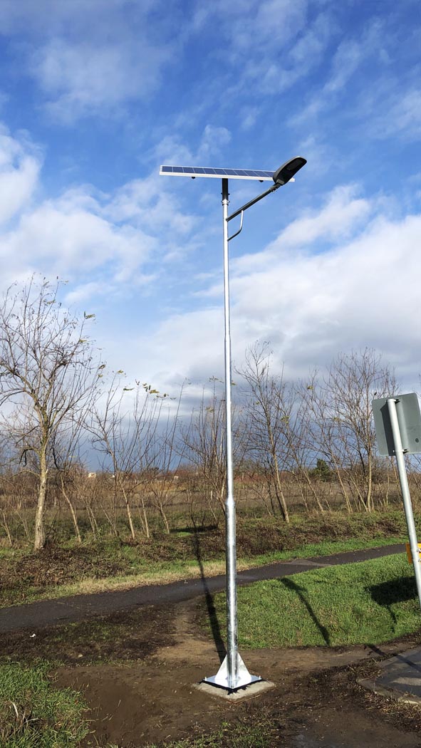 Green Plan napelemes kandeláber Jászberény